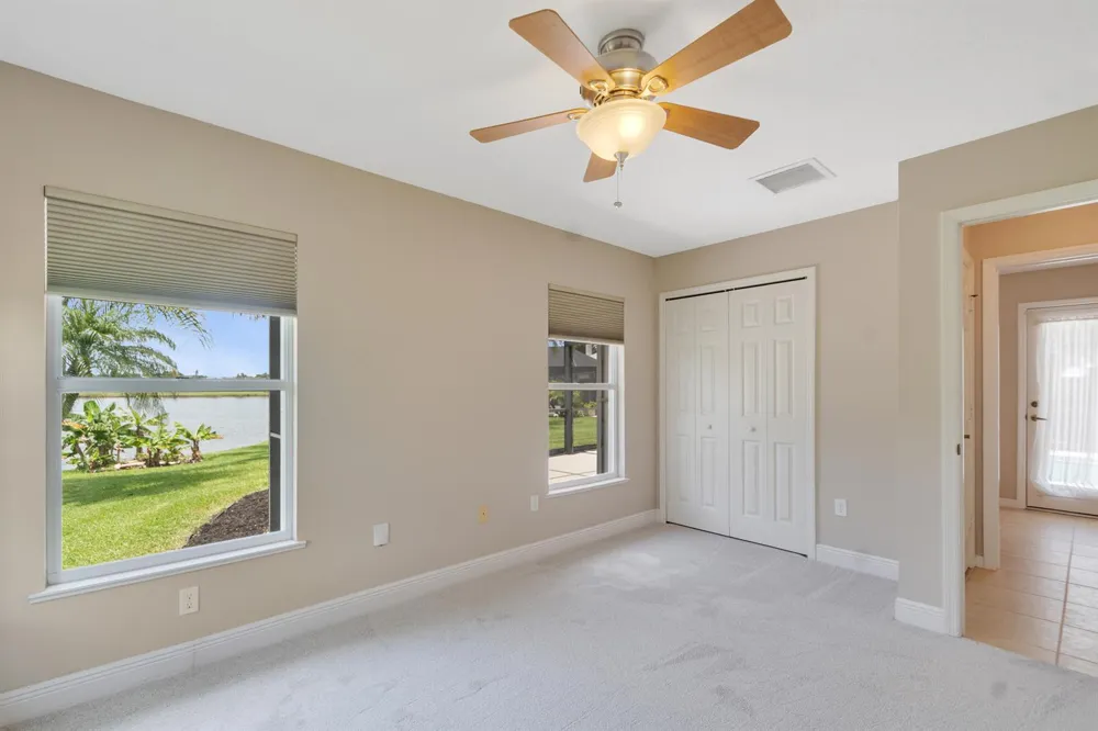 1025 SOUTHLAKES WAY SW Vero Beach, FL 32968