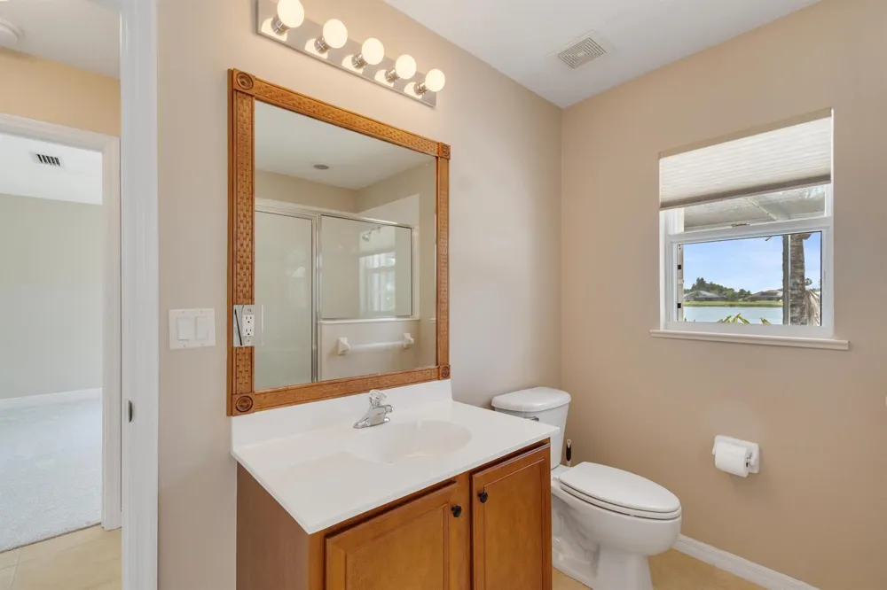 1025 SOUTHLAKES WAY SW Vero Beach, FL 32968