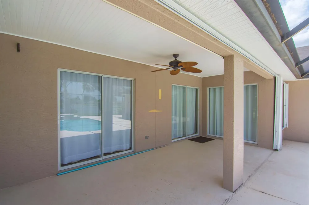 1025 SOUTHLAKES WAY SW Vero Beach, FL 32968