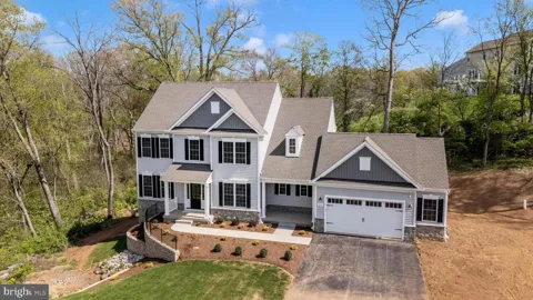 112 WHIRLAWAY CT. COURT