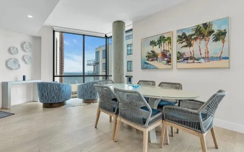 350 OCEAN AVE