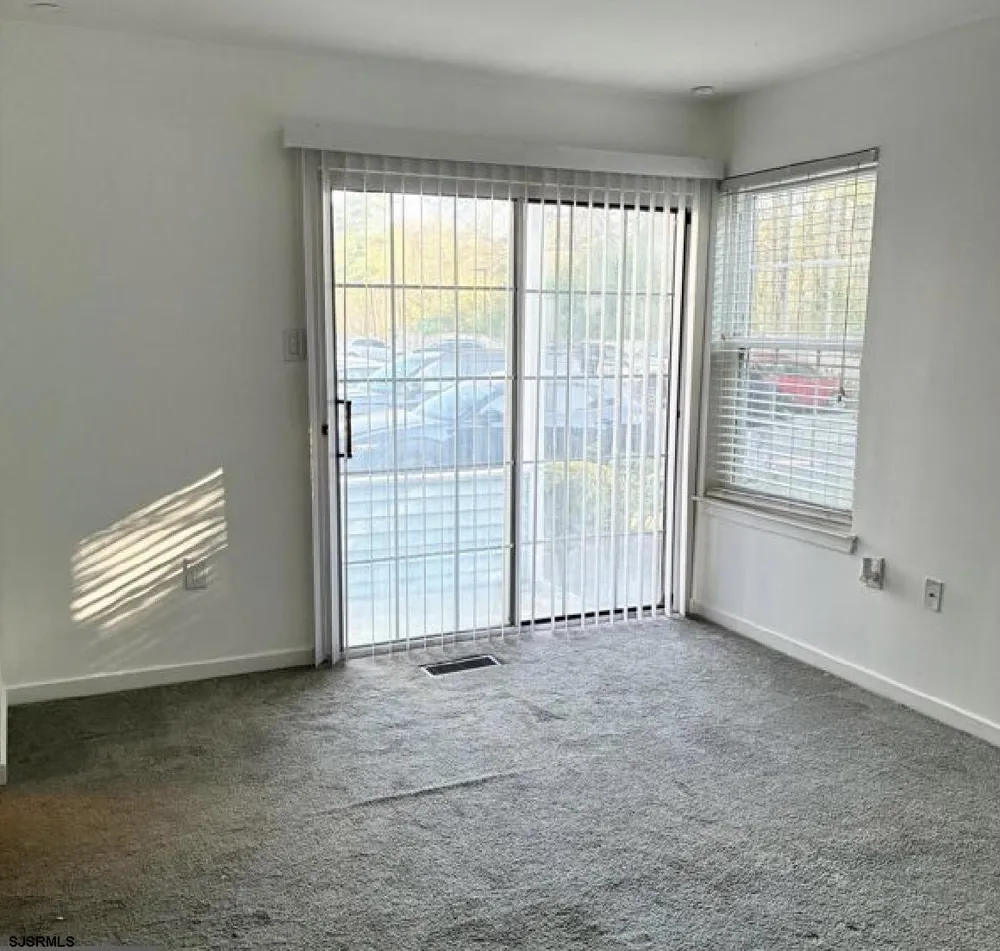 310 Heather Croft Egg Harbor Township, NJ 08234