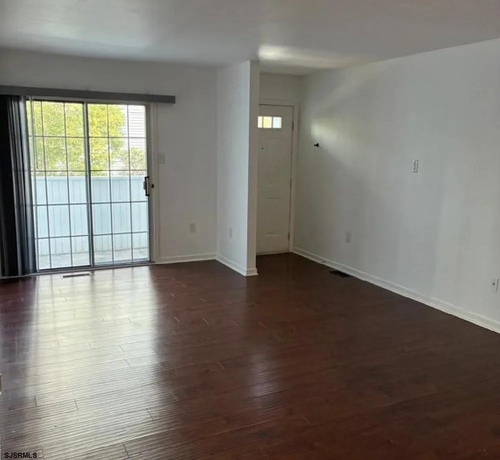 310 Heather Croft Egg Harbor Township, NJ 08234