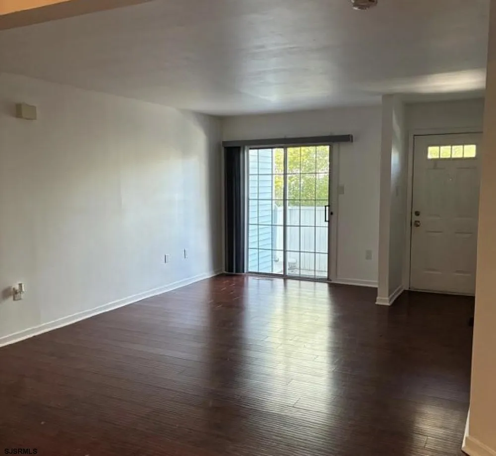 310 Heather Croft Egg Harbor Township, NJ 08234