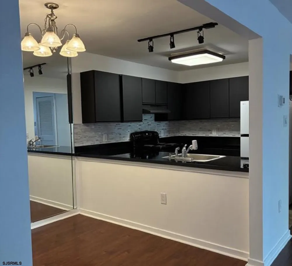 310 Heather Croft Egg Harbor Township, NJ 08234