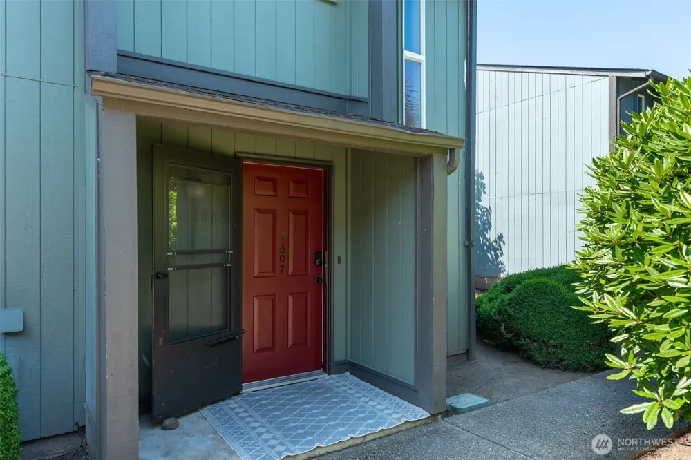 1801 M STREET NE #1807 Auburn, WA 98002