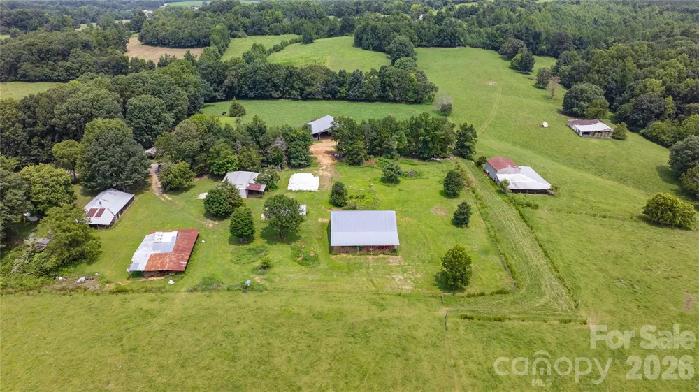 4988 Amick Lane Liberty, NC 27298
