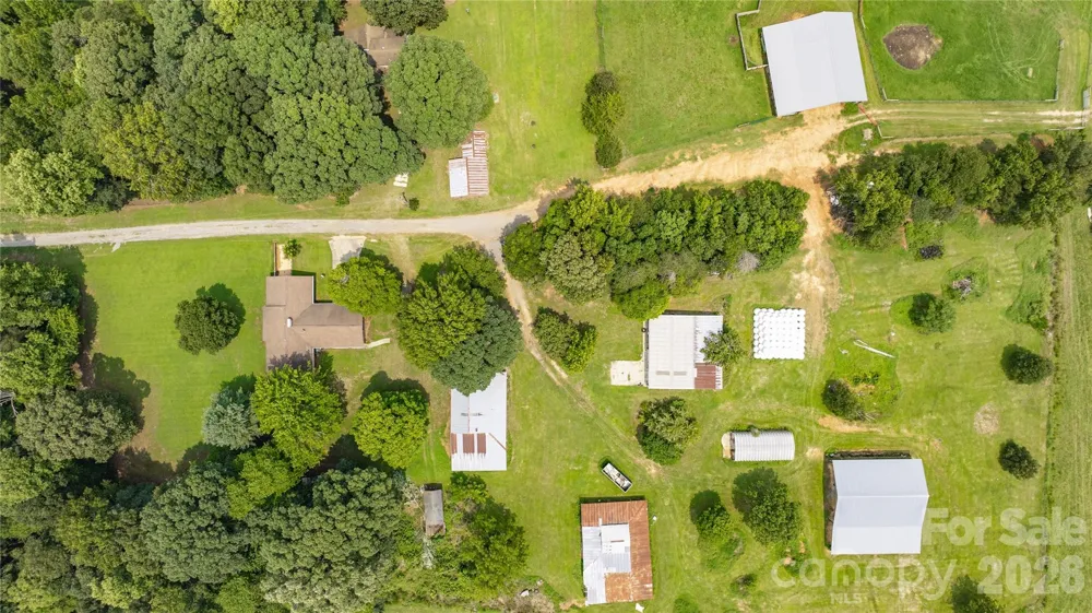 4988 Amick Lane Liberty, NC 27298