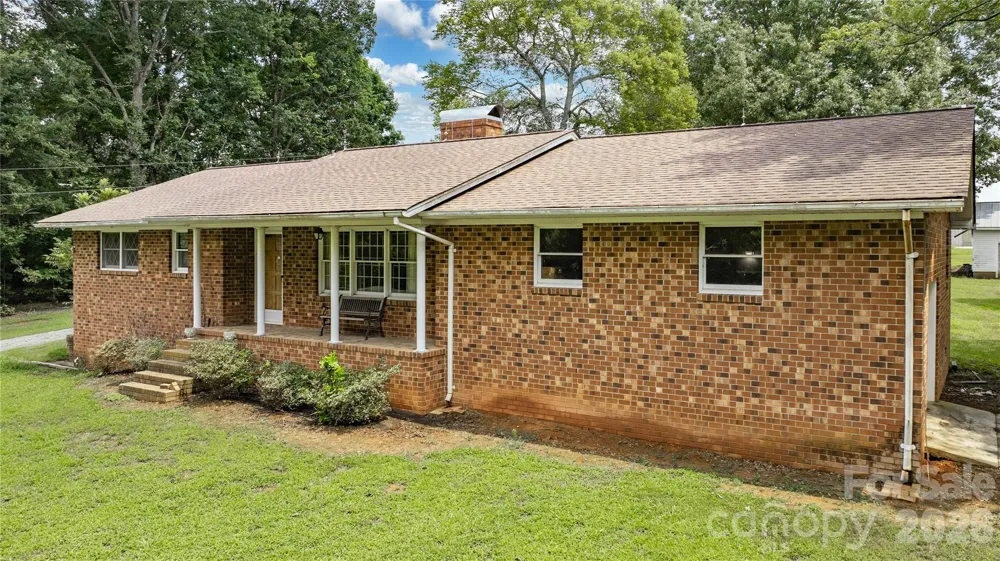 4988 Amick Lane Liberty, NC 27298