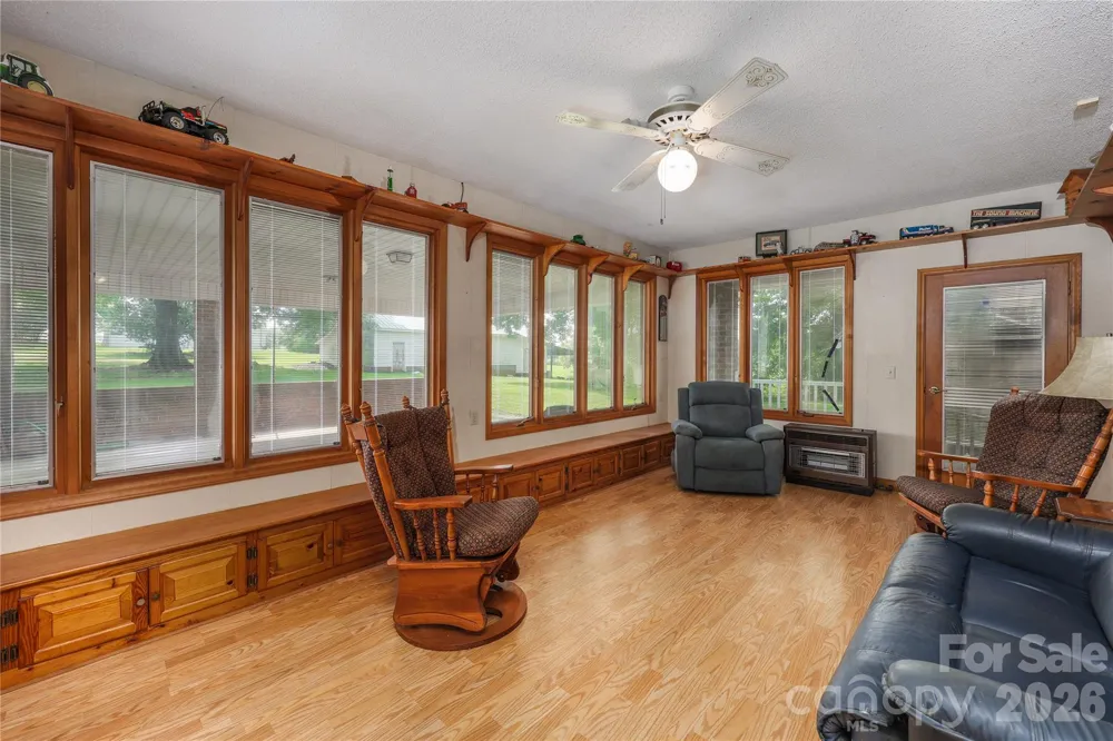 4988 Amick Lane Liberty, NC 27298