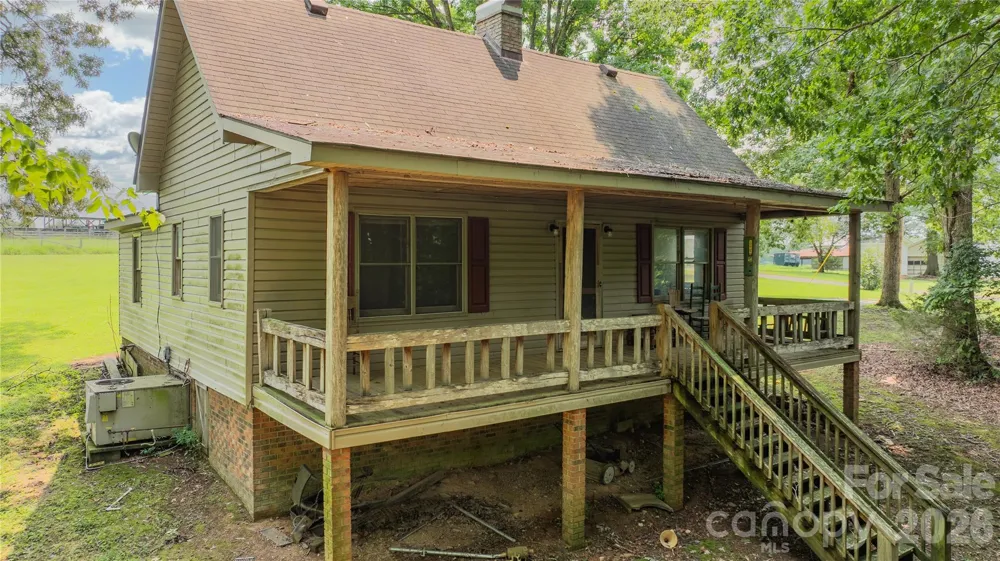 4988 Amick Lane Liberty, NC 27298