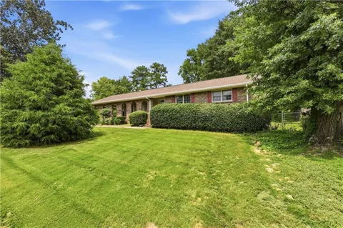 2171 Pinehurst Road
