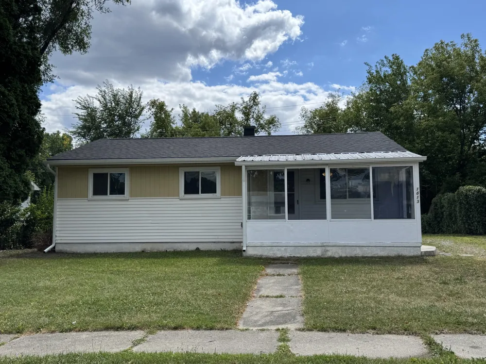 1613 Harvest Lane Ypsilanti, MI 48198