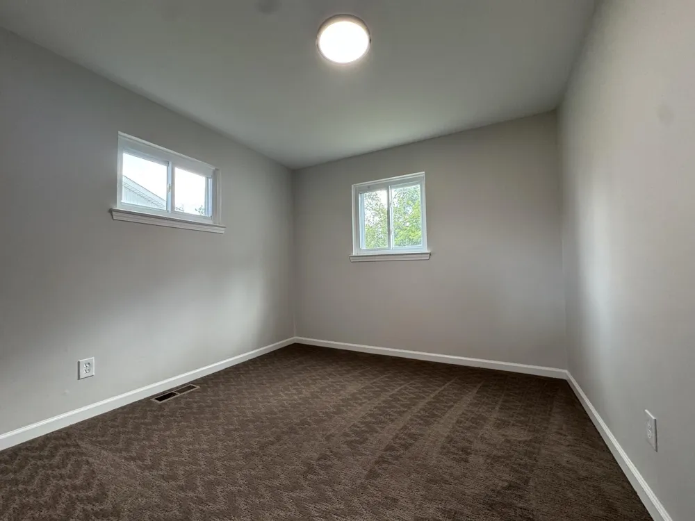 1613 Harvest Lane Ypsilanti, MI 48198