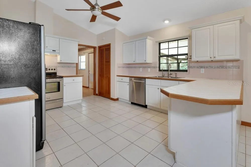 750 OAK TERRACE Orange City, FL 32763