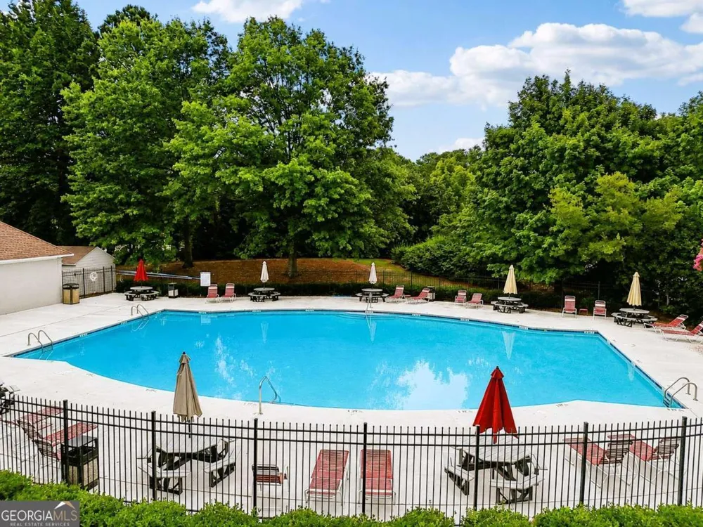 605 Silverberry LN Sugar Hill, GA 30518