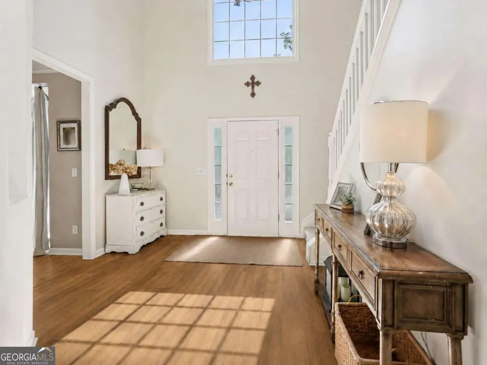605 Silverberry LN Sugar Hill, GA 30518
