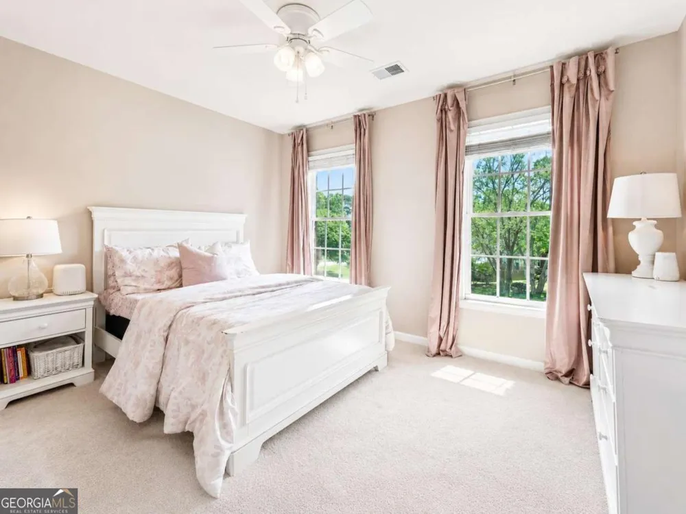 605 Silverberry LN Sugar Hill, GA 30518