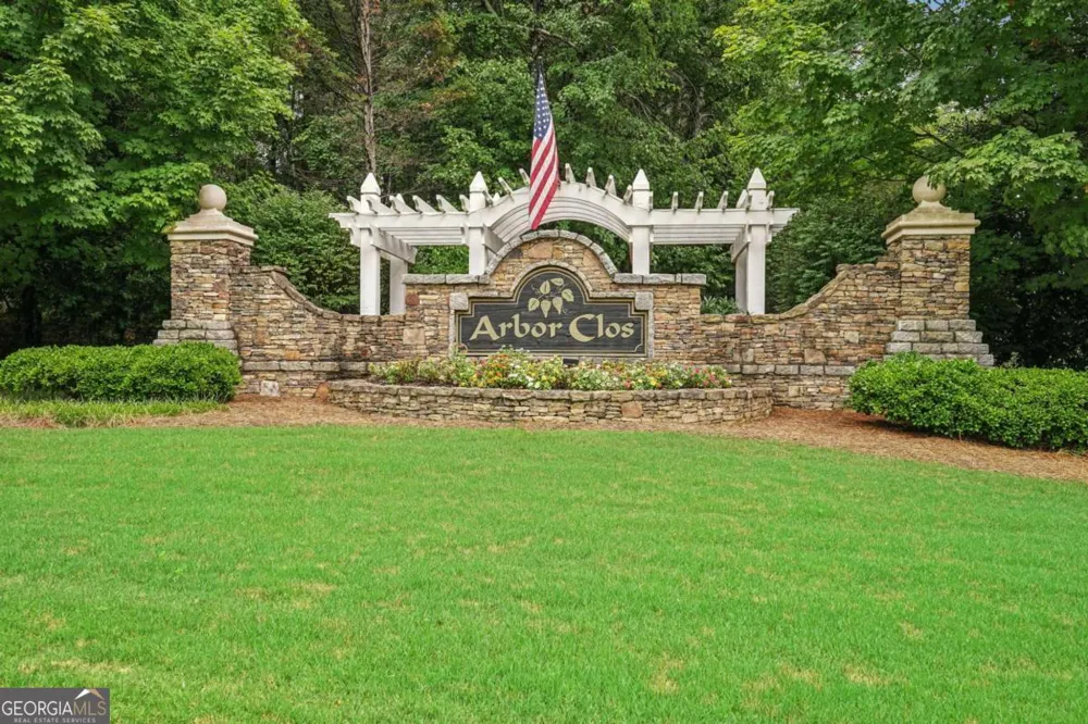605 Silverberry LN Sugar Hill, GA 30518