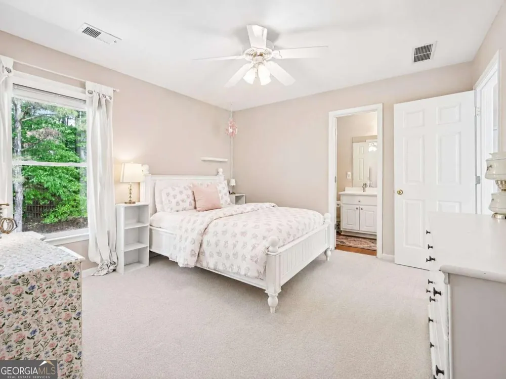 605 Silverberry LN Sugar Hill, GA 30518