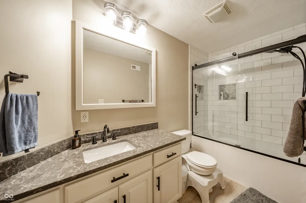 6302 Woodchuck Drive Pendleton, IN 46064