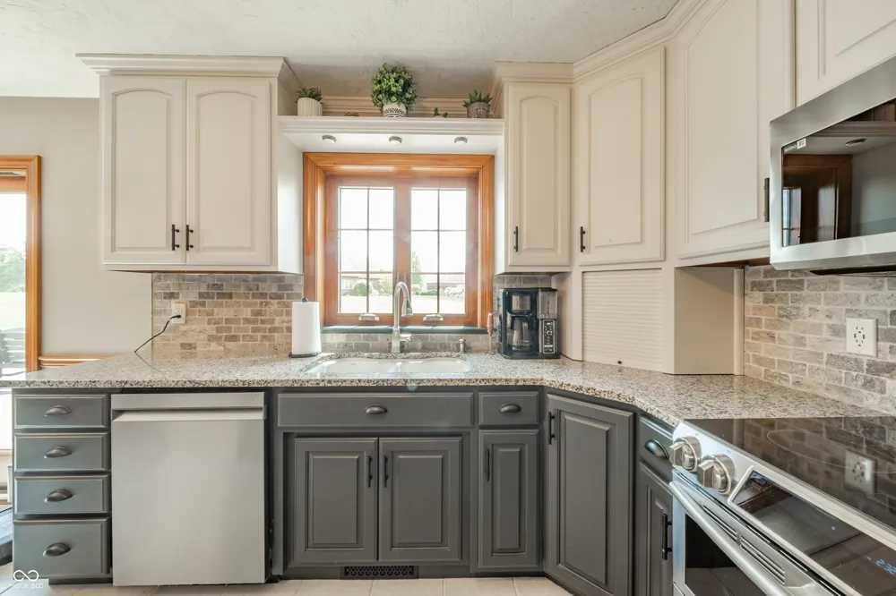 6302 Woodchuck Drive Pendleton, IN 46064