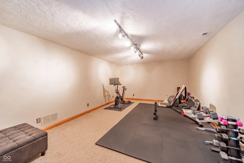 6302 Woodchuck Drive Pendleton, IN 46064