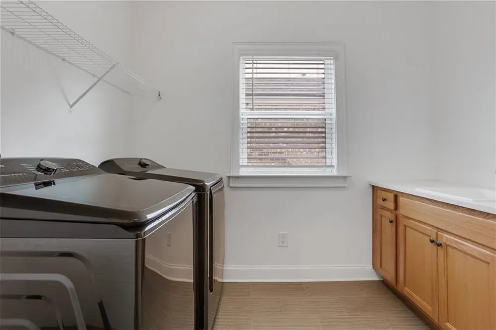 2356 Tilbury Drive Brookhaven, GA 30319