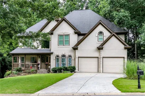 656 Goldenwood Court