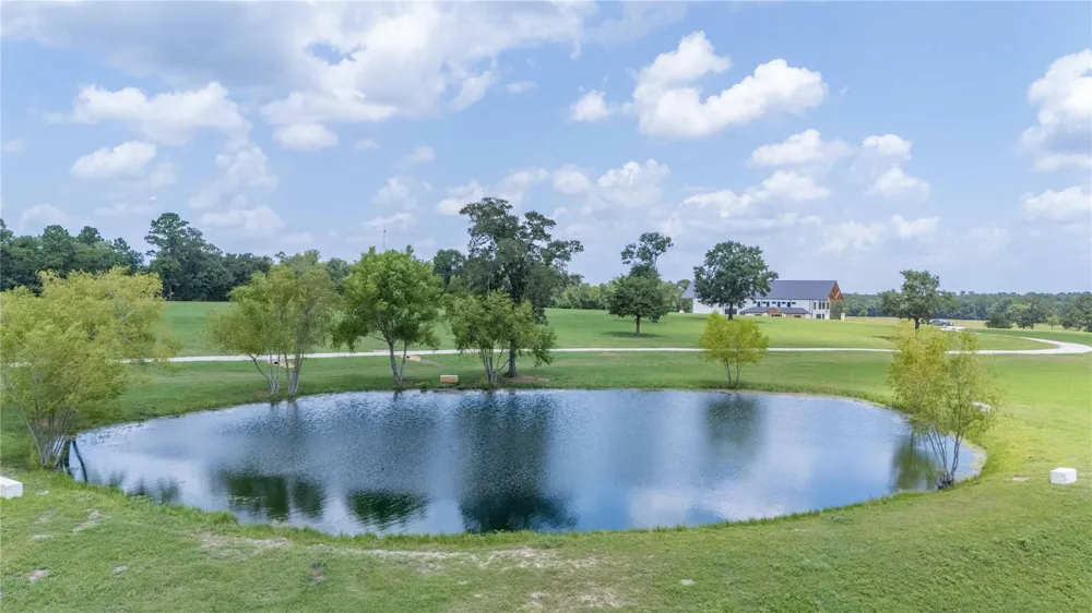 1221 Rock Creek Drive Willis, TX 77378