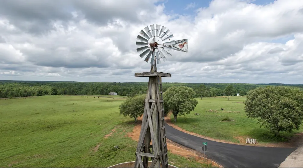Timberline Dr Hillister, TX 77624