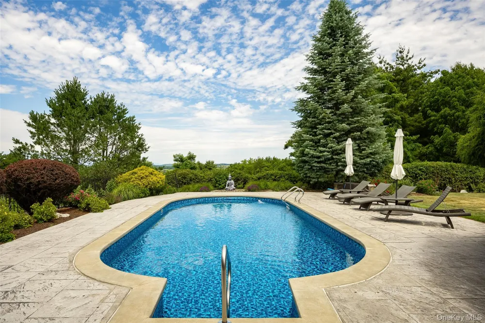 11 Potters Lane Lagrangeville, NY 12540