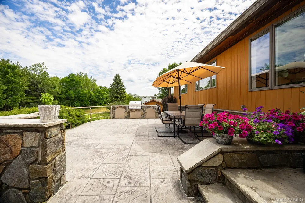 11 Potters Lane Lagrangeville, NY 12540