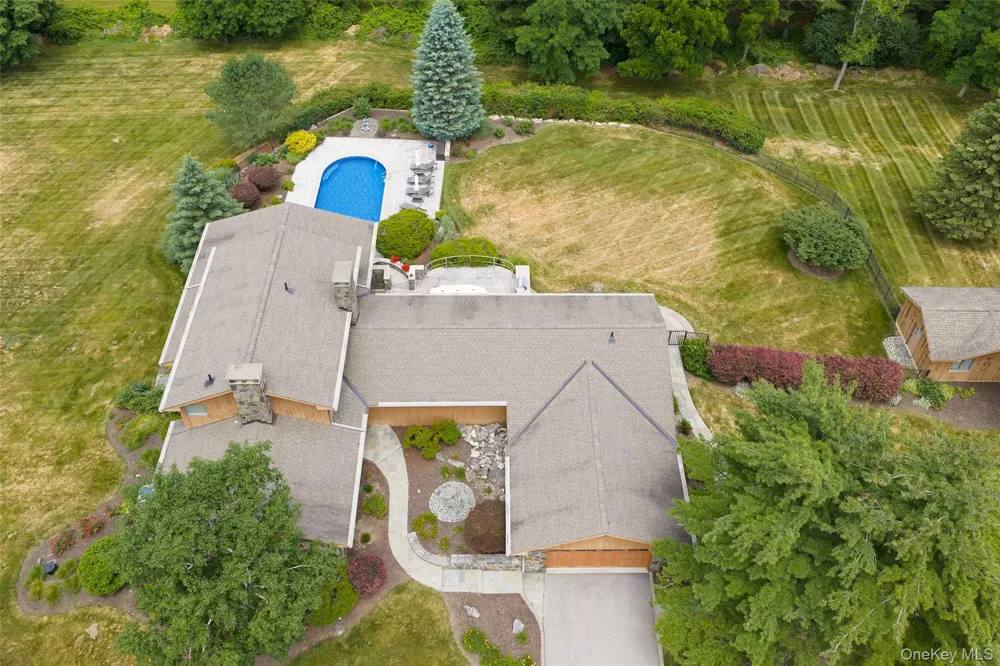 11 Potters Lane Lagrangeville, NY 12540