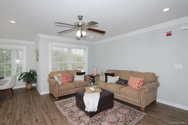 606 Vista View Drive #606 Farmingville, NY 11738
