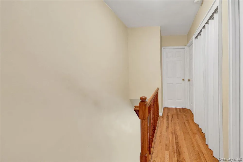 3015 Waterbury Avenue Bronx, NY 10461