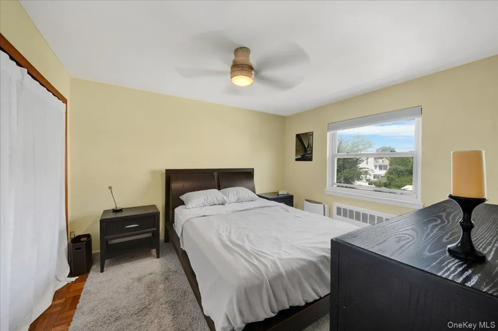 3015 Waterbury Avenue Bronx, NY 10461