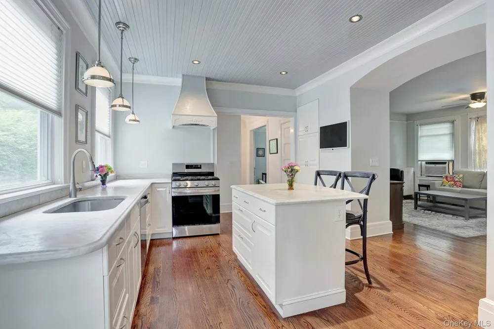 73 E Maple Avenue Suffern, NY 10901