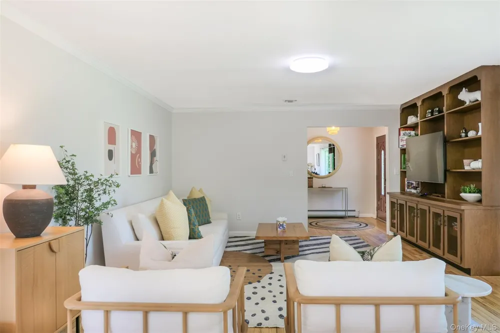 47 Oak Road East Patchogue, NY 11772