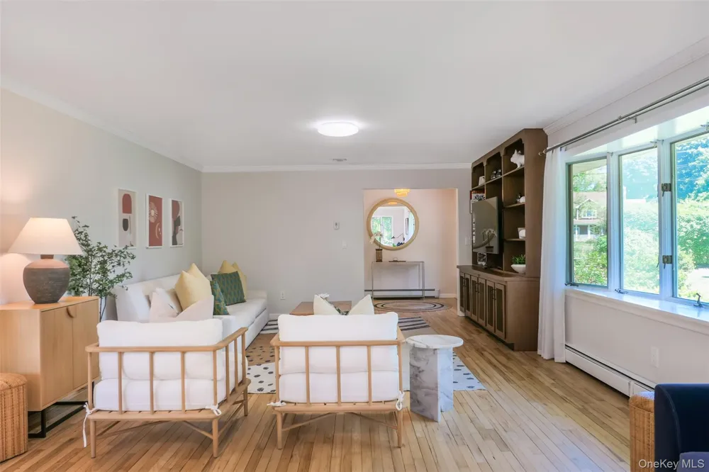 47 Oak Road East Patchogue, NY 11772