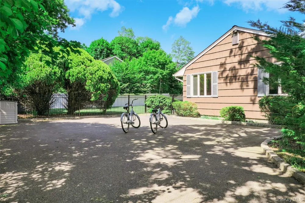 47 Oak Road East Patchogue, NY 11772