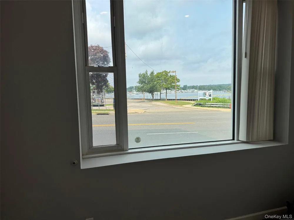 11 Shore Road #1 Port Washington, NY 11050