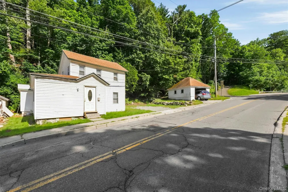 212 Center Street Ellenville, NY 12428