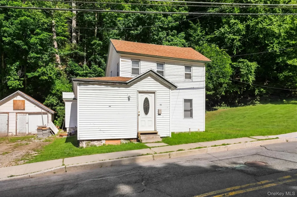 212 Center Street Ellenville, NY 12428