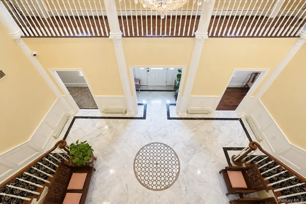 79 Flagg Court Staten Island, NY 10304