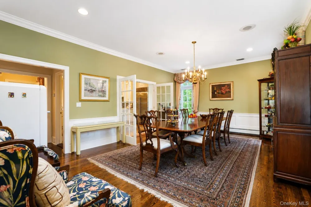 79 Flagg Court Staten Island, NY 10304