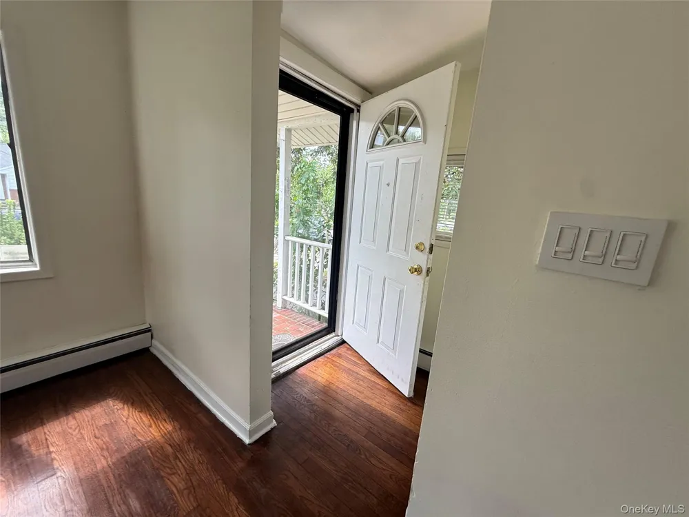 175 S Brookside Avenue Freeport, NY 11520