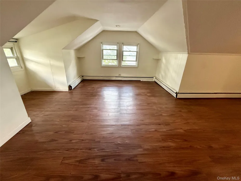 175 S Brookside Avenue Freeport, NY 11520