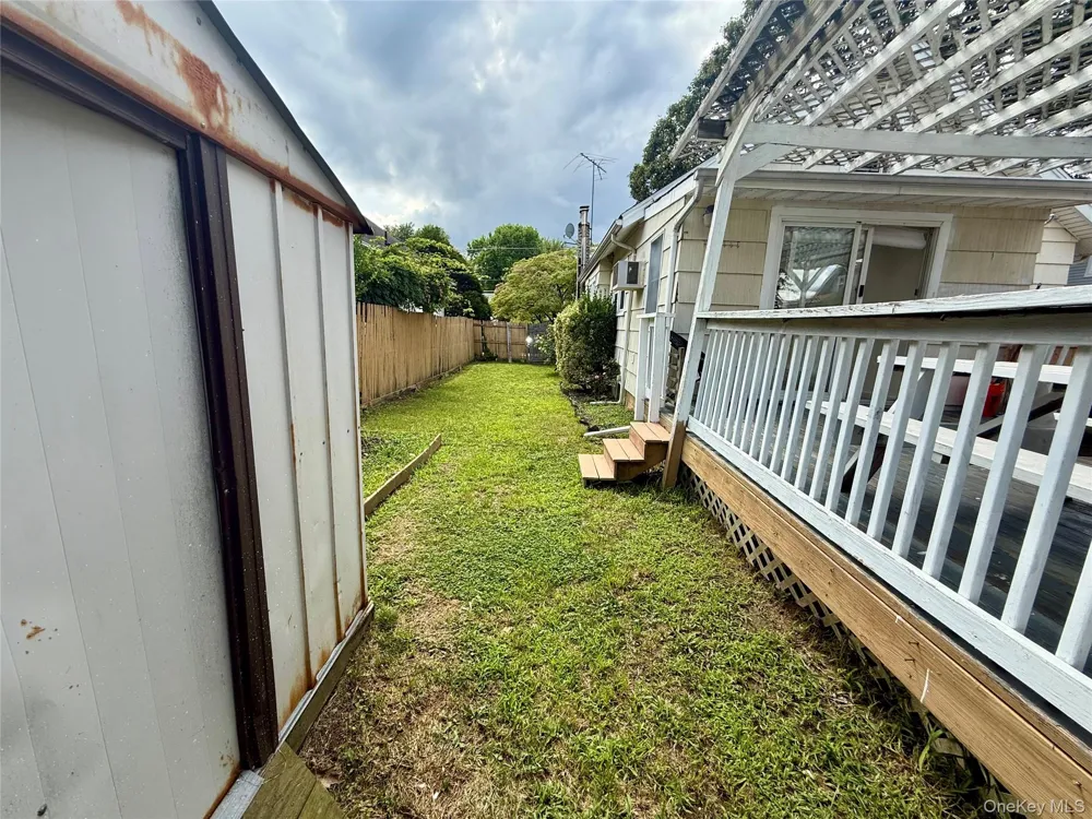 175 S Brookside Avenue Freeport, NY 11520