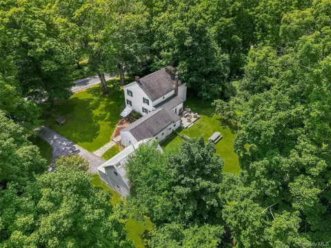 51 Mountainside Road